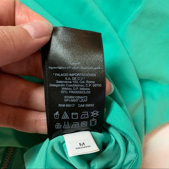 Bebe Mint Green Crossover Crop Top Long Sleeve - Picture 7 of 12